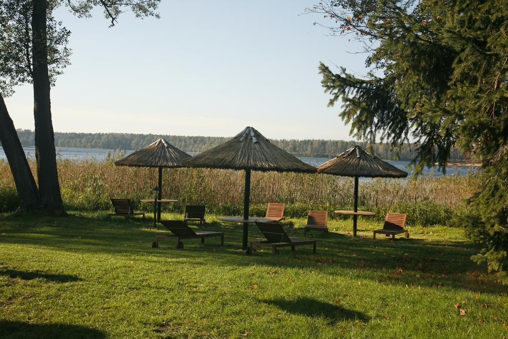 Jablon Lake Resort Пиш Екстериор снимка